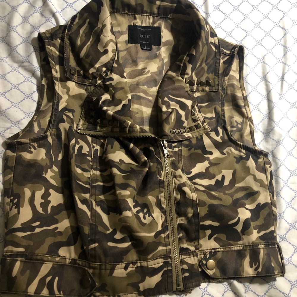 Camo vest